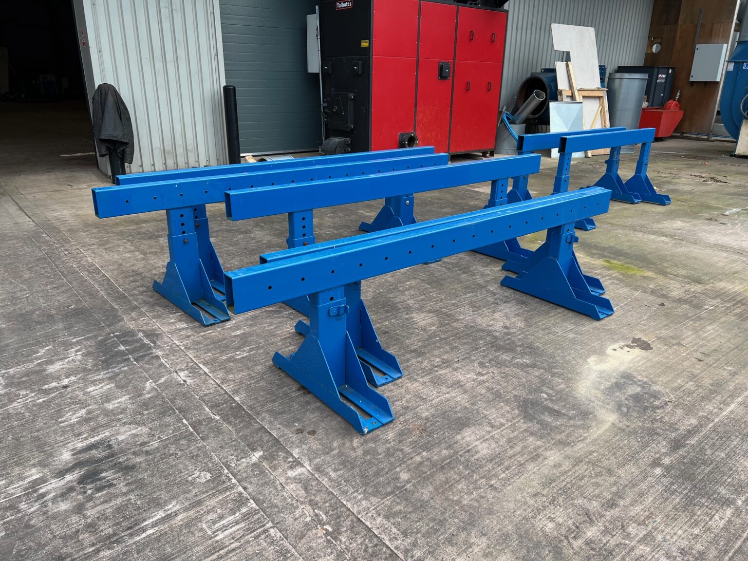Heavy Duty Steel Trestles Per Pair - Shrops.co.uk